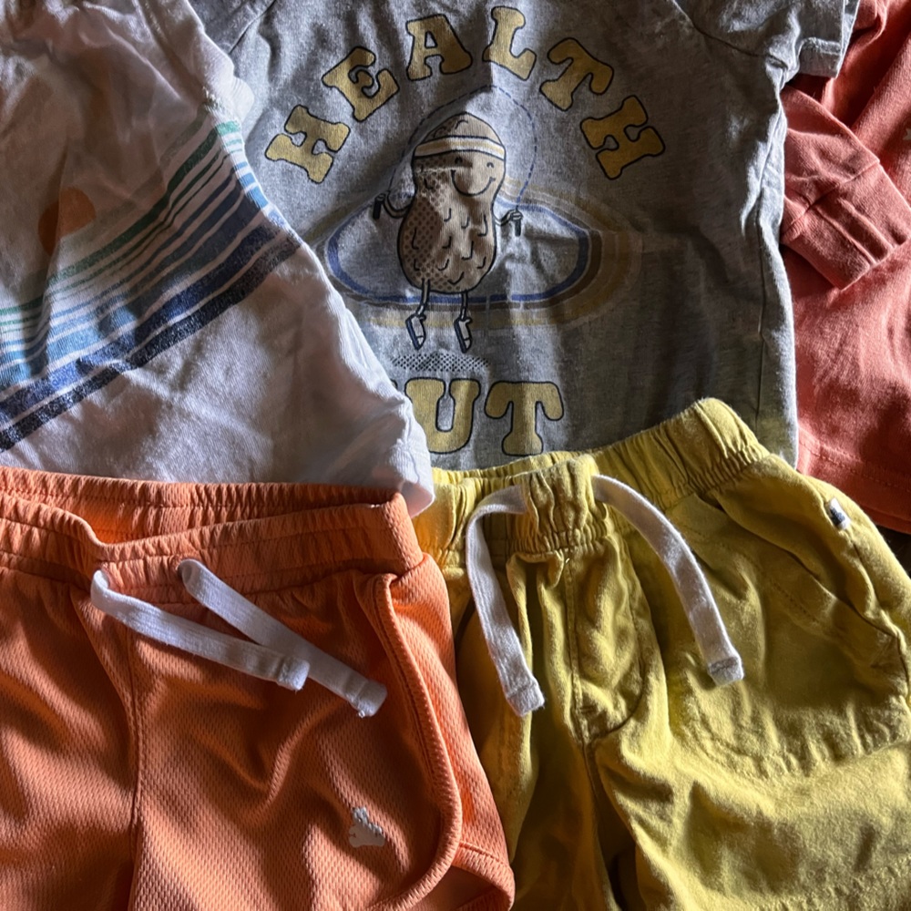 Baby boy gap bundle - Picture 2 of 2